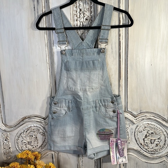 Curated Two Piece Y2K Bundle Striped Denim Overalls with Colorblock Top - Picture 6 of 9